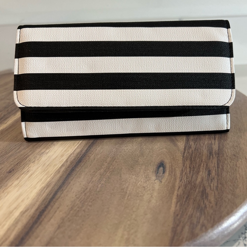 KUT from the knoth black and white strip wallet